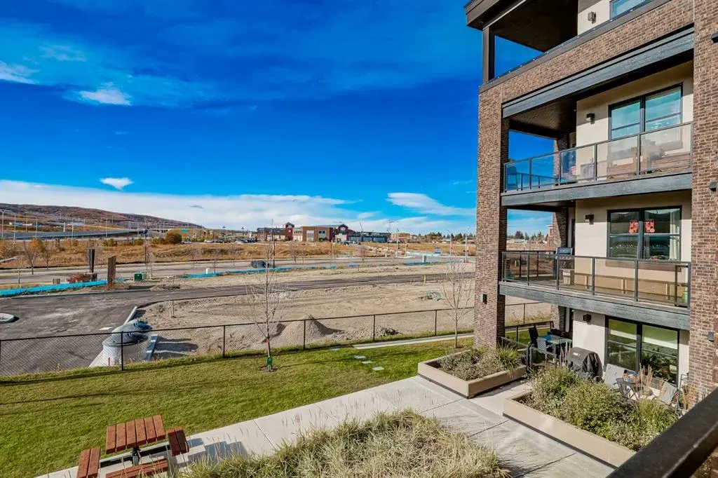 80 Greenbriar Place NW, #2208