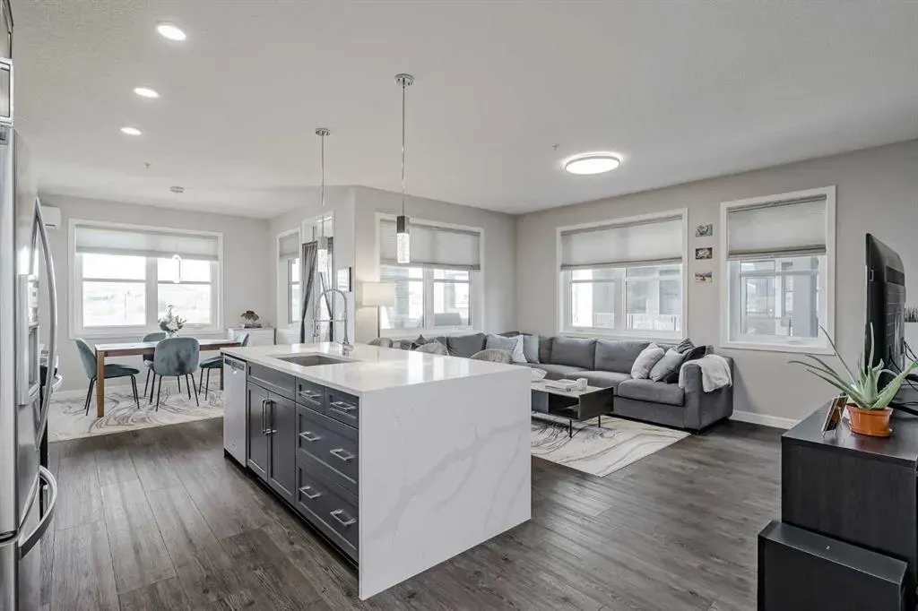 80 Greenbriar Place NW, #2208