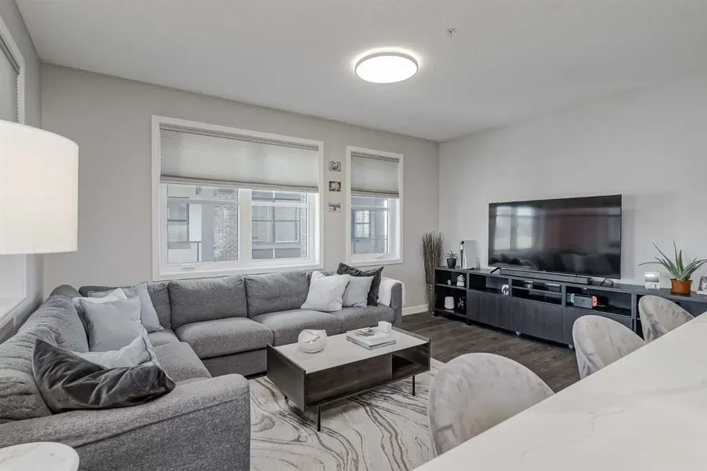 80 Greenbriar Place NW, #2208