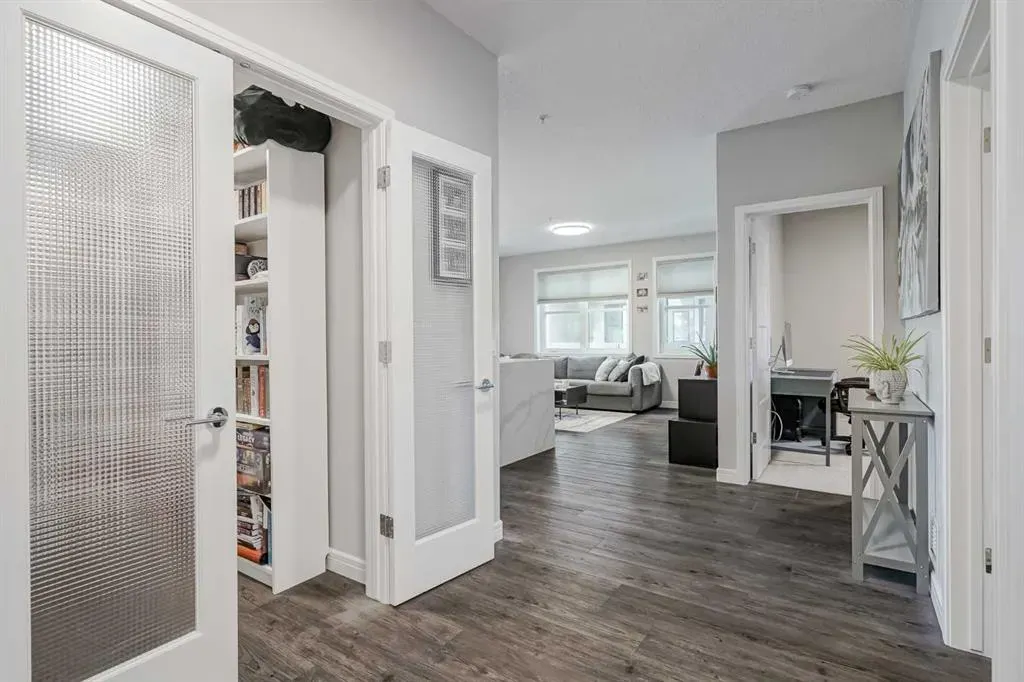 80 Greenbriar Place NW, #2208