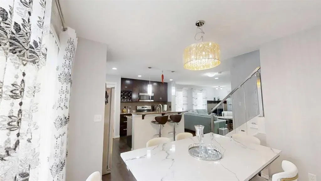 103 Prestwick Villas SE