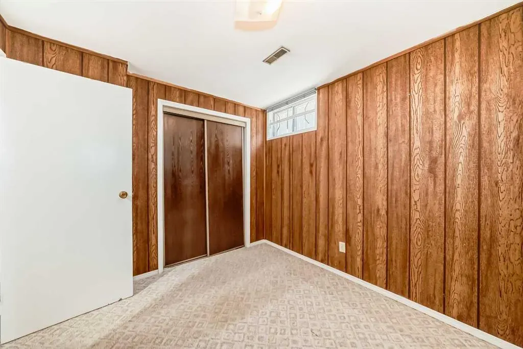 5623 Templehill Road NE