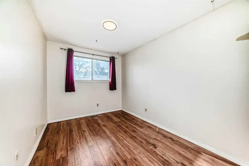 5623 Templehill Road NE