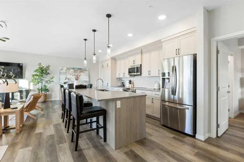 42 Cranbrook Gardens SE, #1409