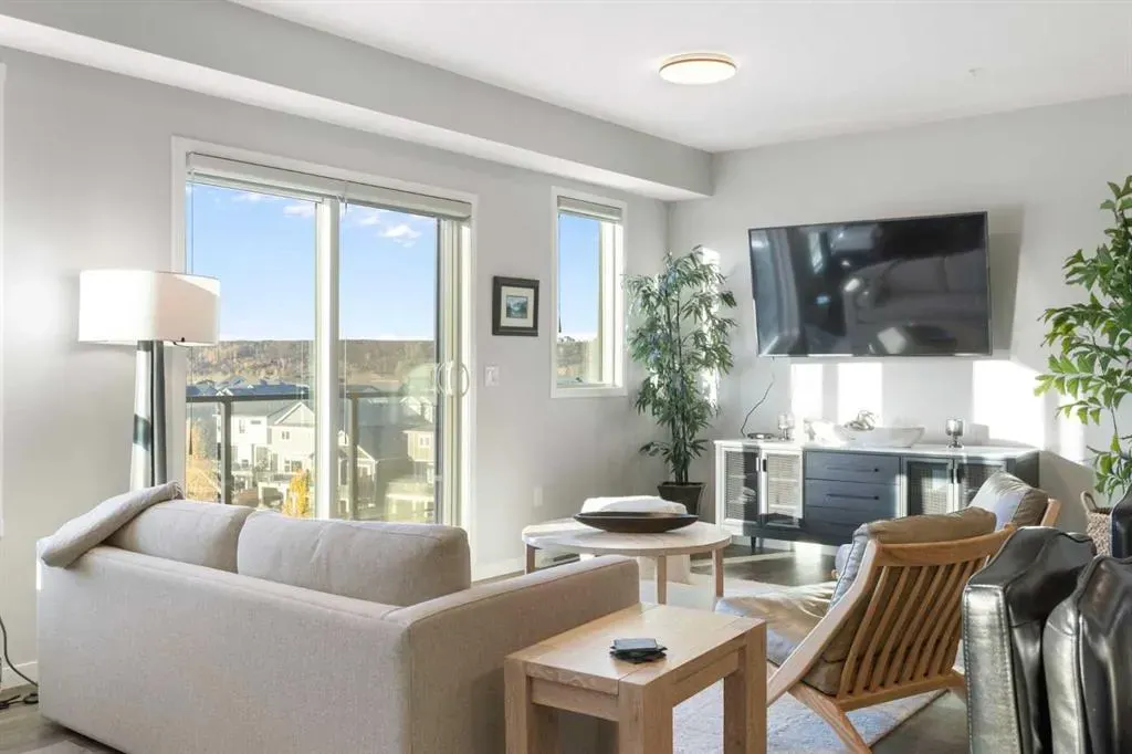 42 Cranbrook Gardens SE, #1409