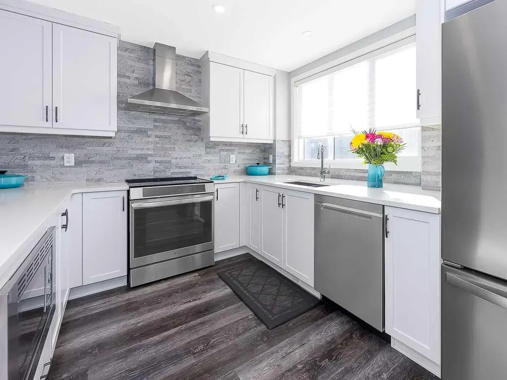 484 Belmont Heath SW