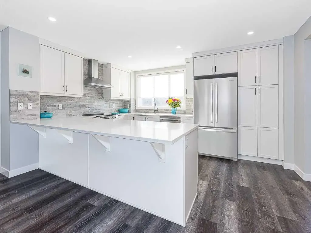 484 Belmont Heath SW