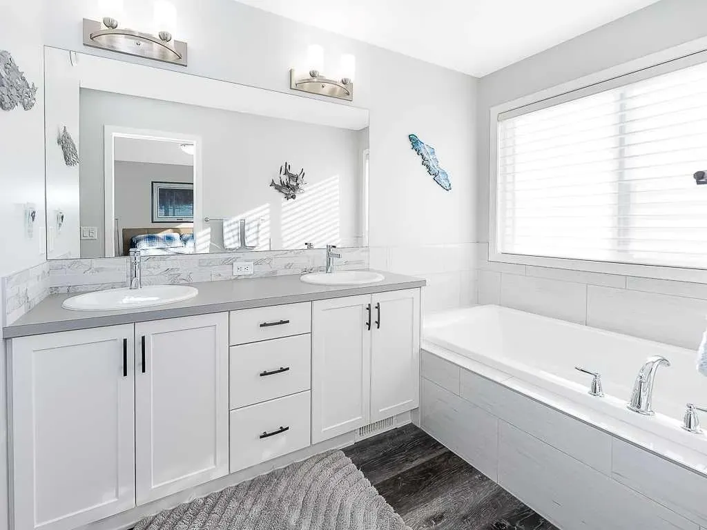 484 Belmont Heath SW