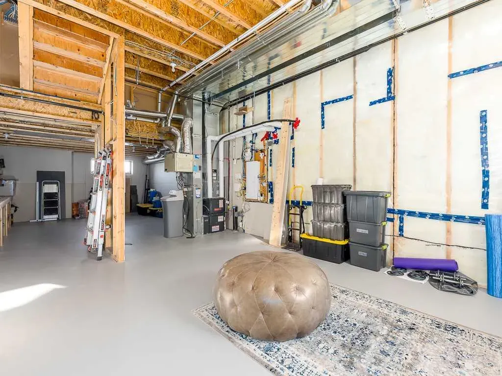 484 Belmont Heath SW