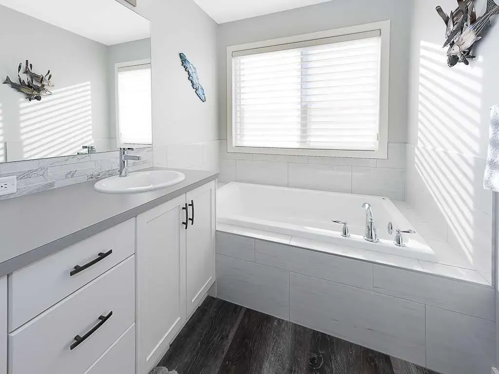 484 Belmont Heath SW