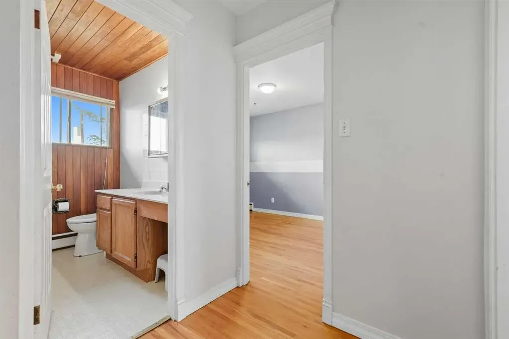 23 Fairview Drive SE