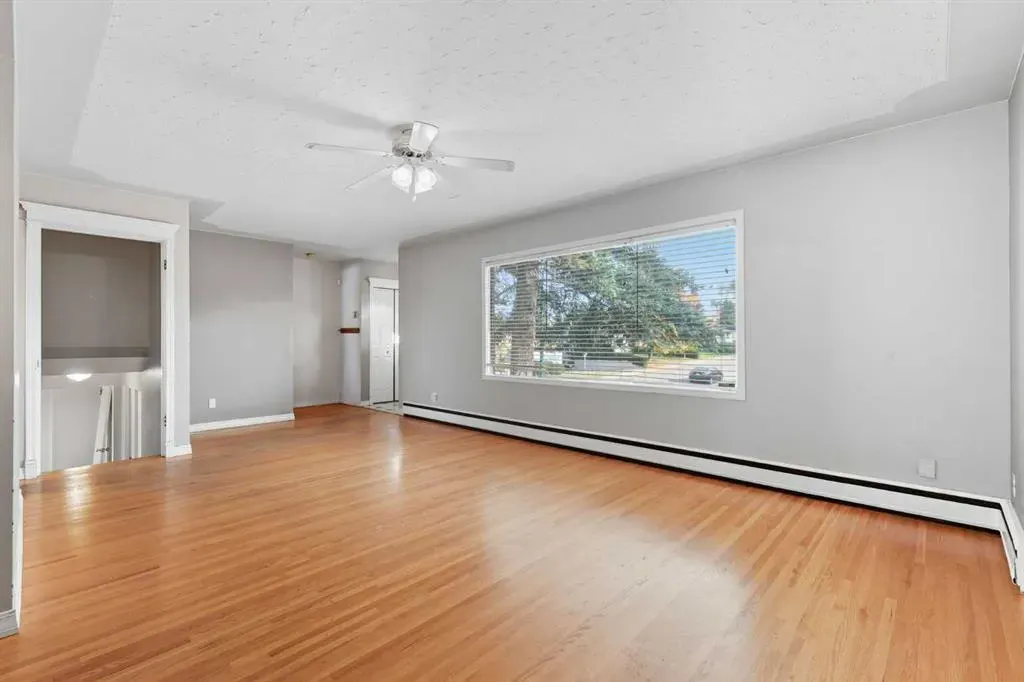 23 Fairview Drive SE