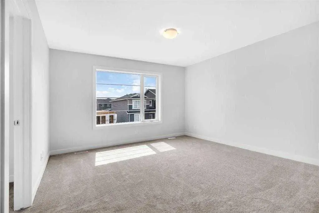 16 Amblefield Avenue NW