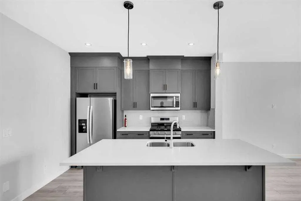 16 Amblefield Avenue NW