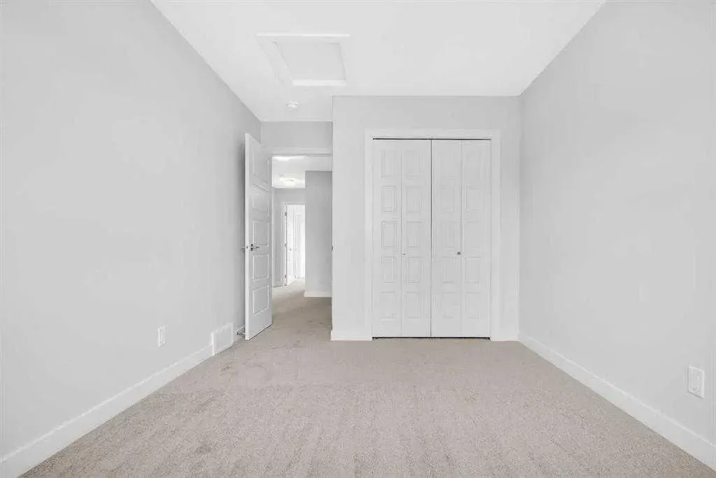 16 Amblefield Avenue NW