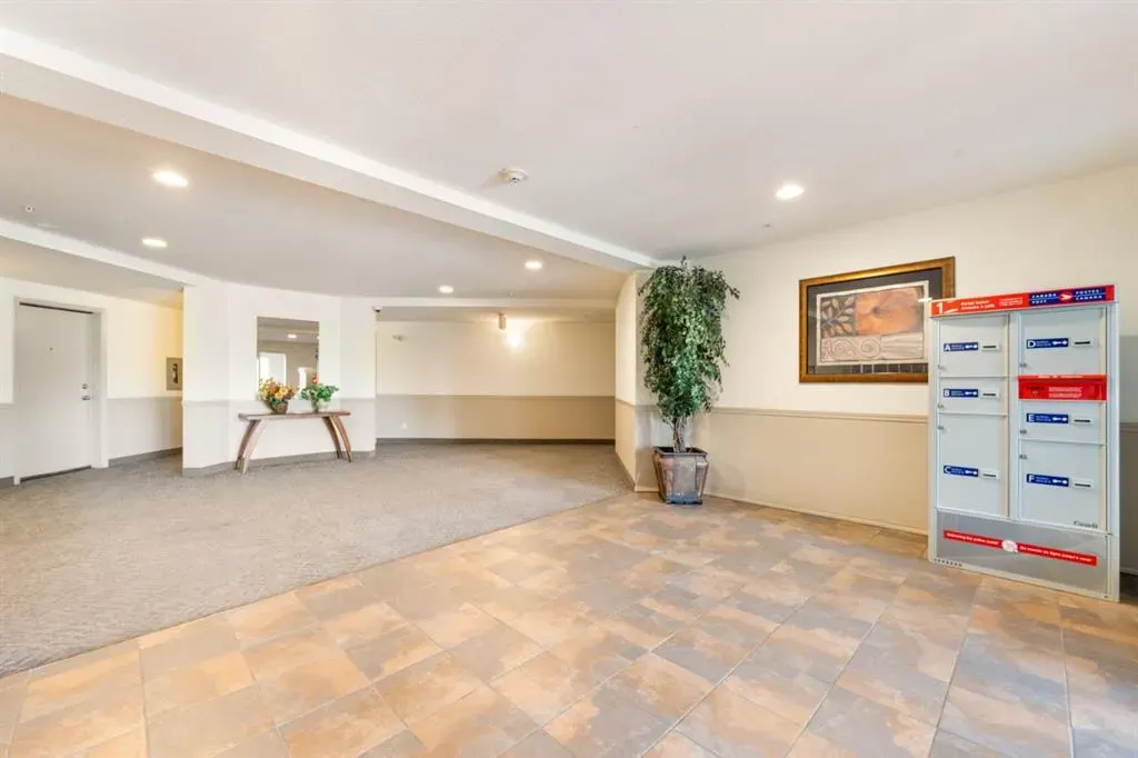 2395 Eversyde Avenue SW, #1102