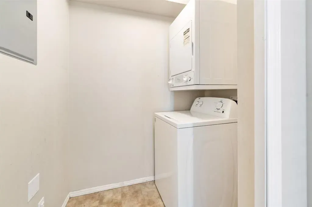 2395 Eversyde Avenue SW, #1102