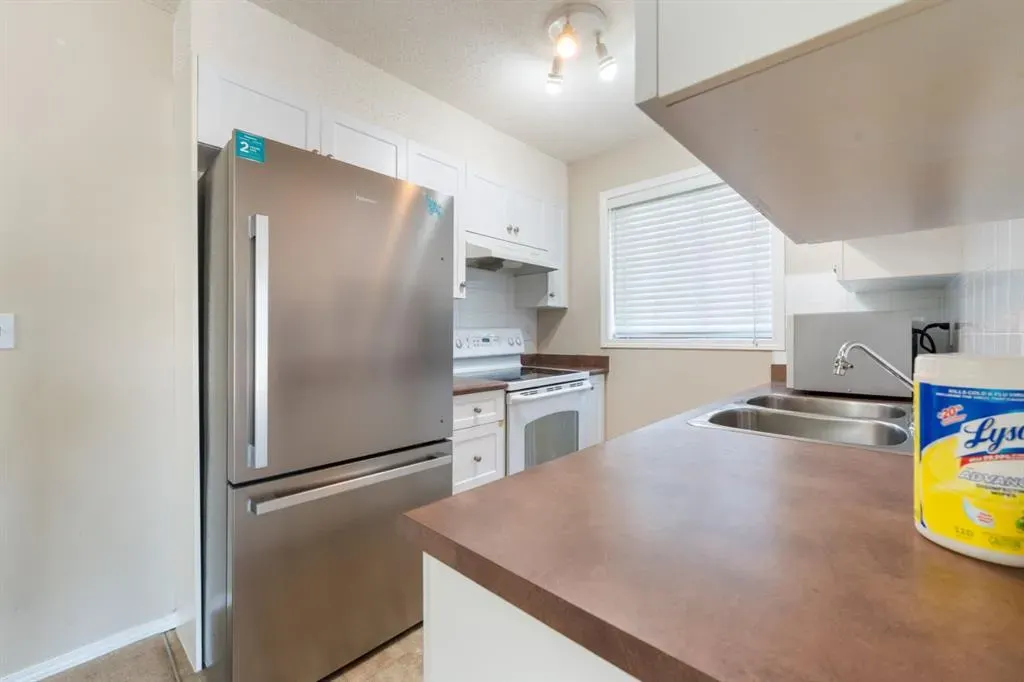 2395 Eversyde Avenue SW, #1102