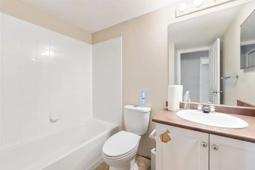 2395 Eversyde Avenue SW, #1102