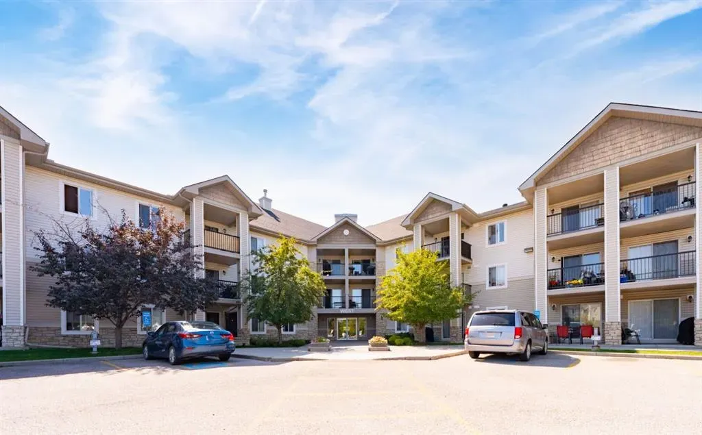 2395 Eversyde Avenue SW, #1102