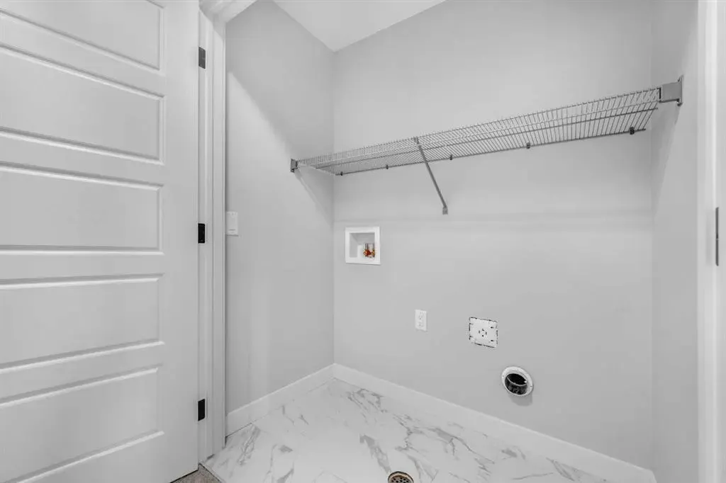 27 Amblefield Avenue NW