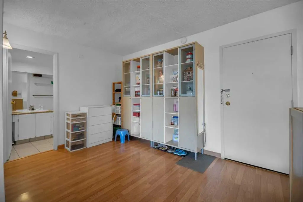 221 6 Avenue SE, #2510