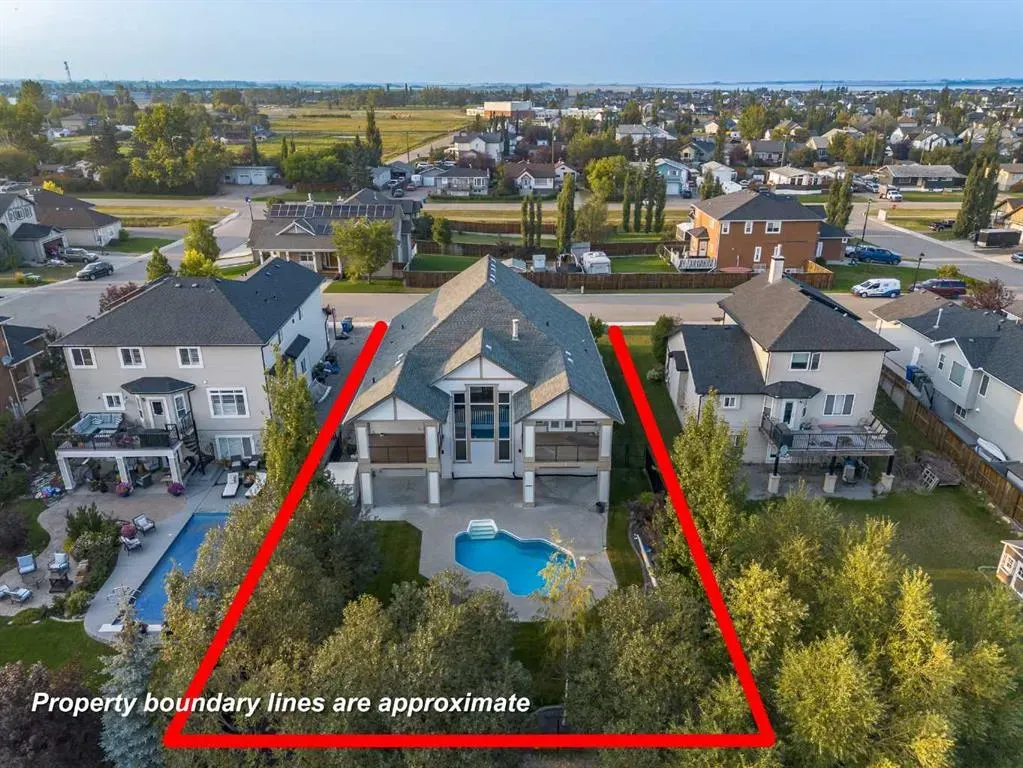 231 Railway Close SE