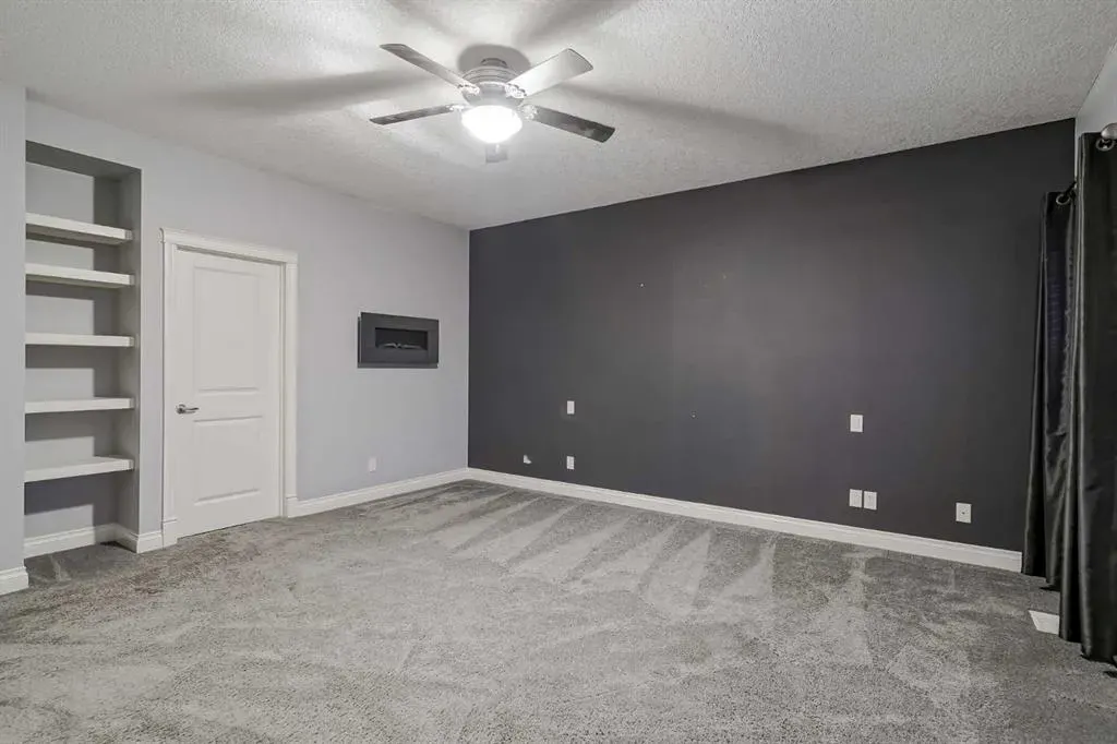 231 Railway Close SE