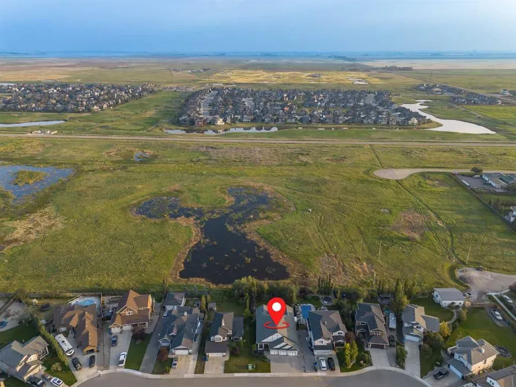 231 Railway Close SE