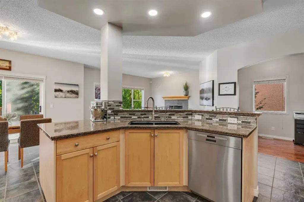 10 Arbour Vista Close NW