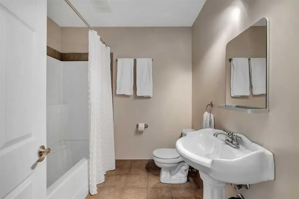 10 Arbour Vista Close NW