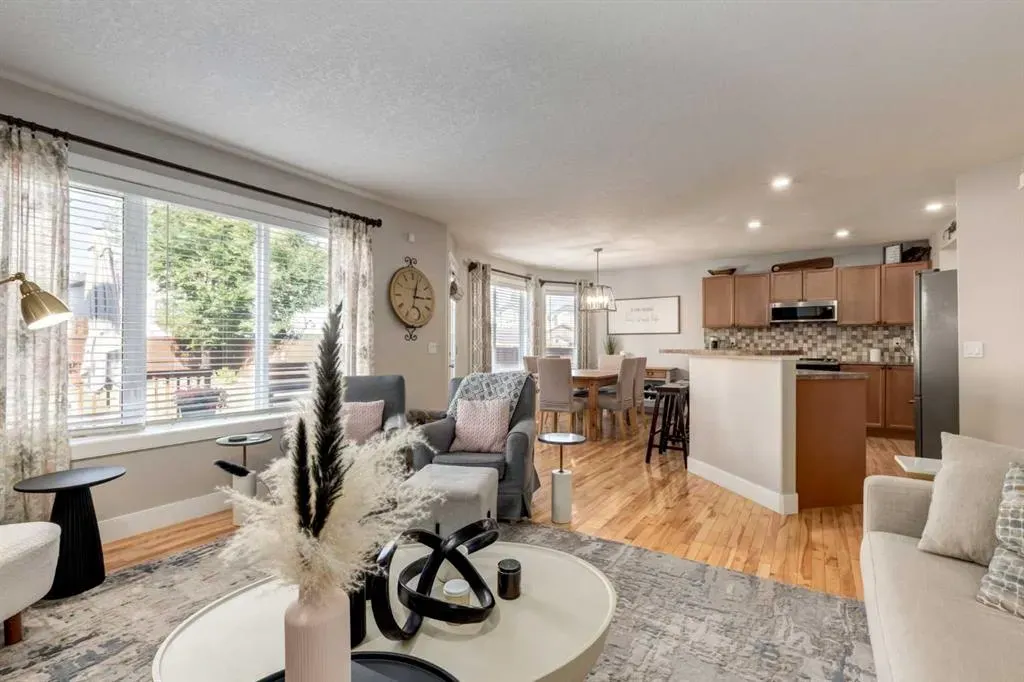 32 Evanscove Heights NW