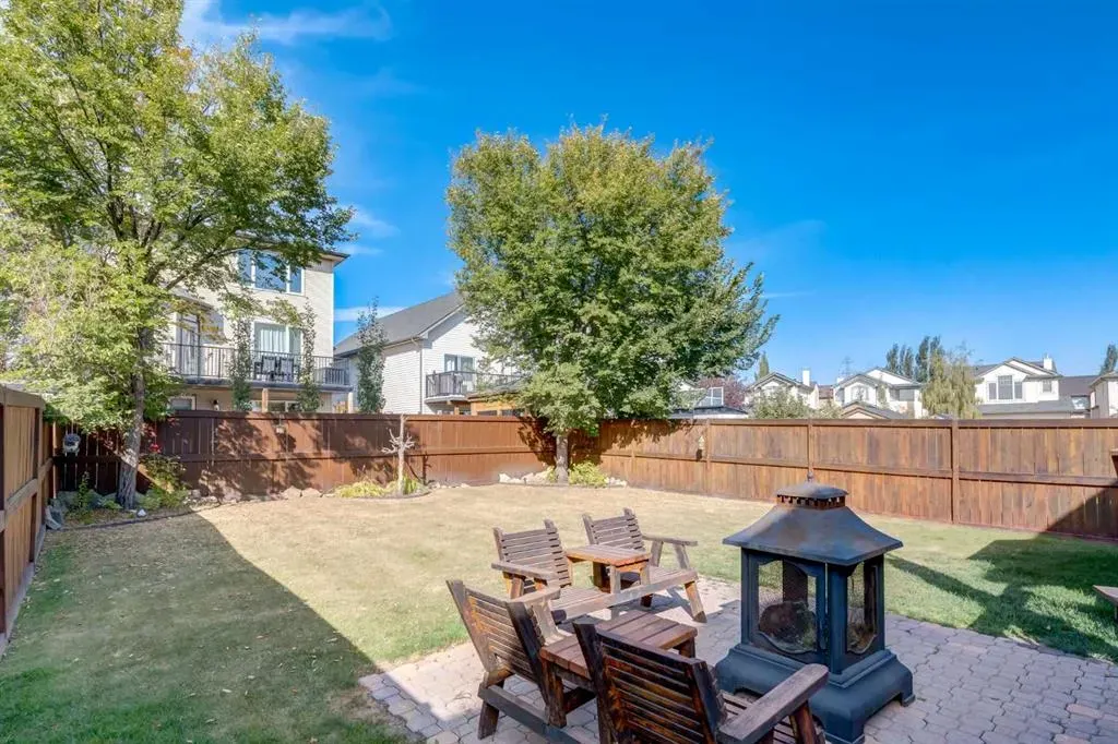 32 Evanscove Heights NW