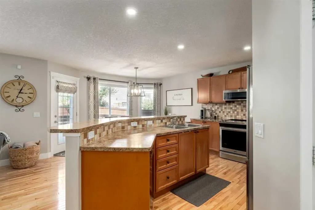 32 Evanscove Heights NW