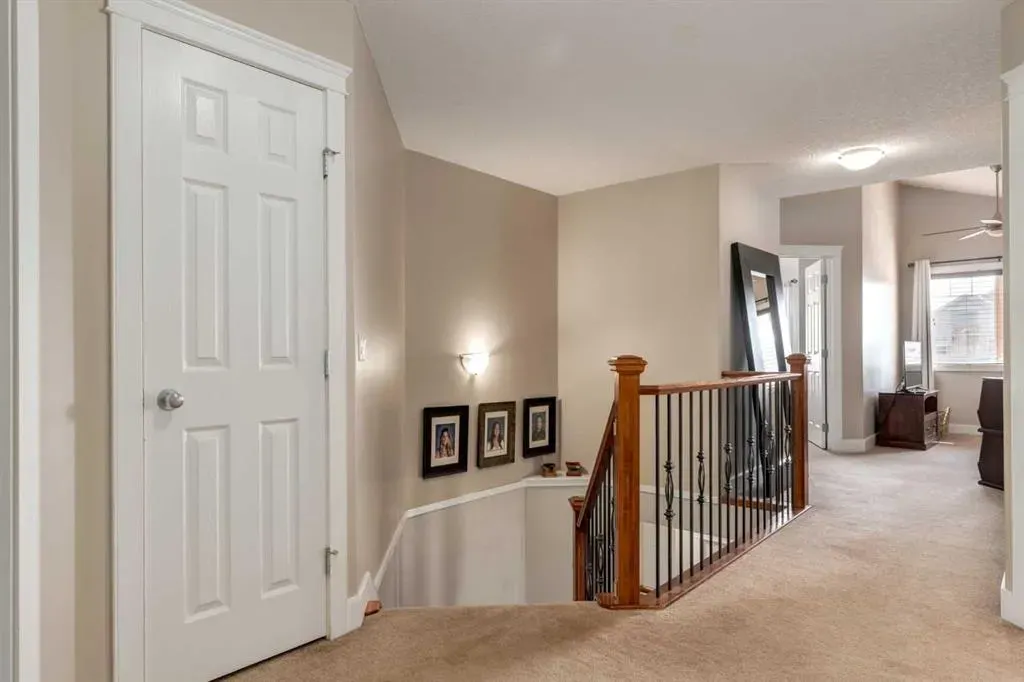 32 Evanscove Heights NW