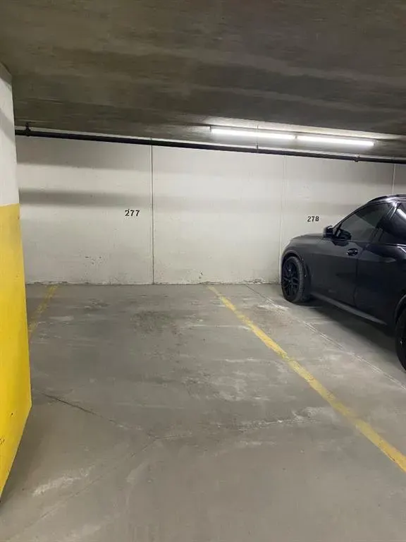 55 Spruce Place SW, #1604