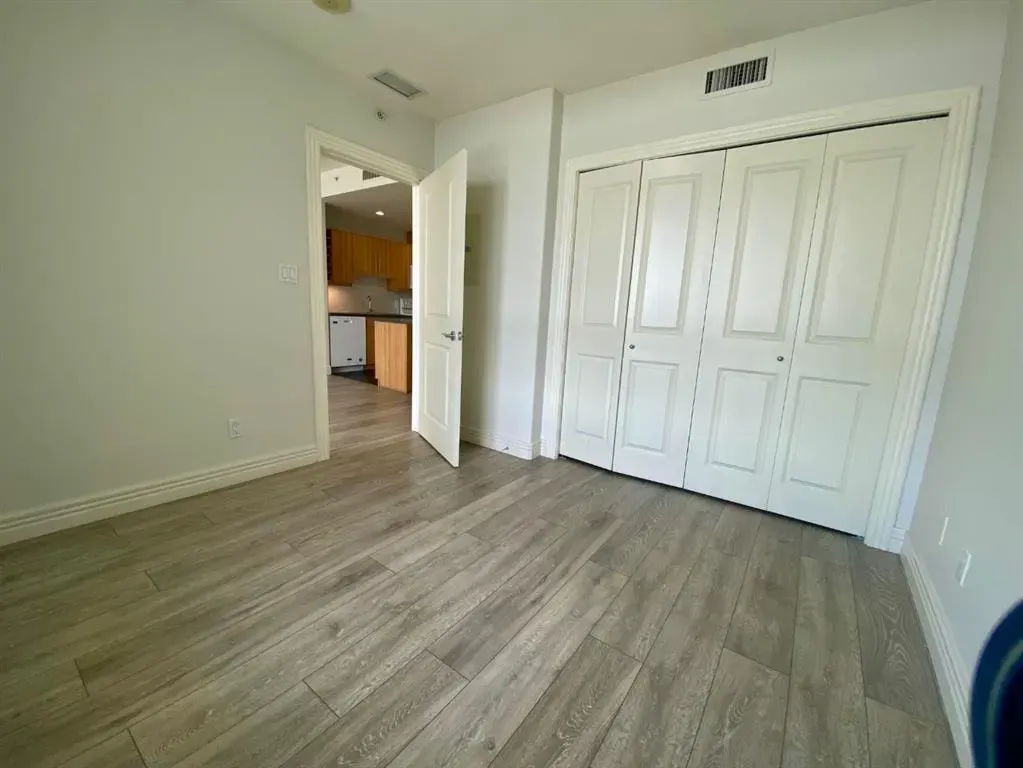 55 Spruce Place SW, #1604