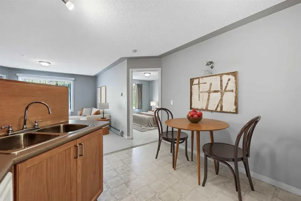 369 Rocky Vista Park NW, #212