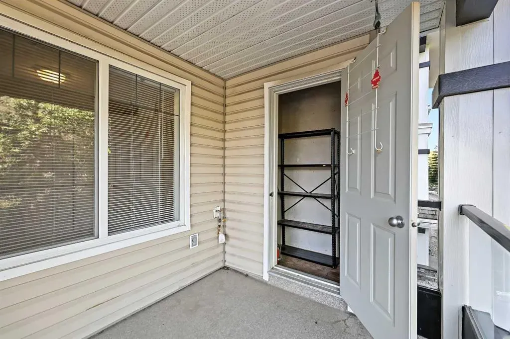 369 Rocky Vista Park NW, #212