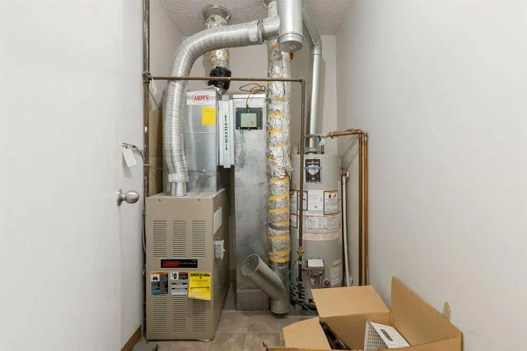 2200 Woodview Drive SW, #209