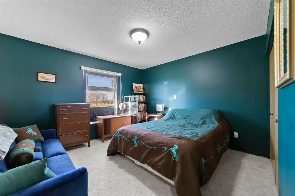 46037 Range Road 183