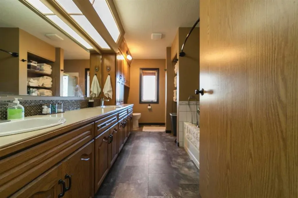 46037 Range Road 183