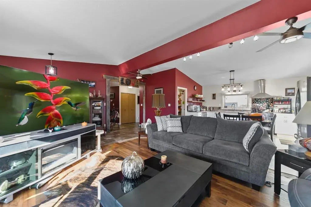 46037 Range Road 183