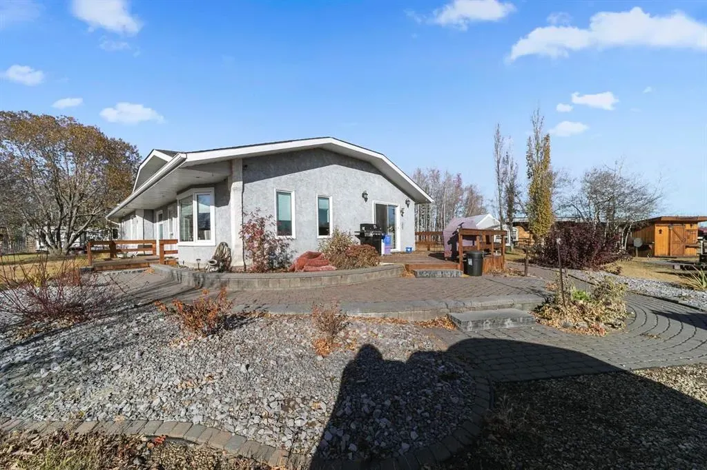 46037 Range Road 183