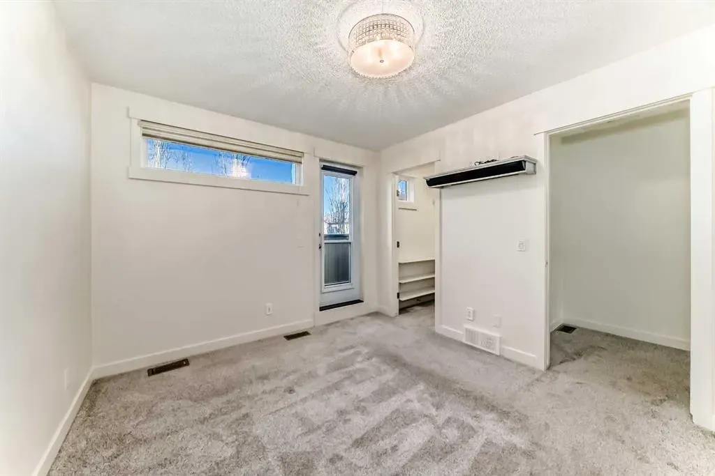 418 Covecreek Circle NE