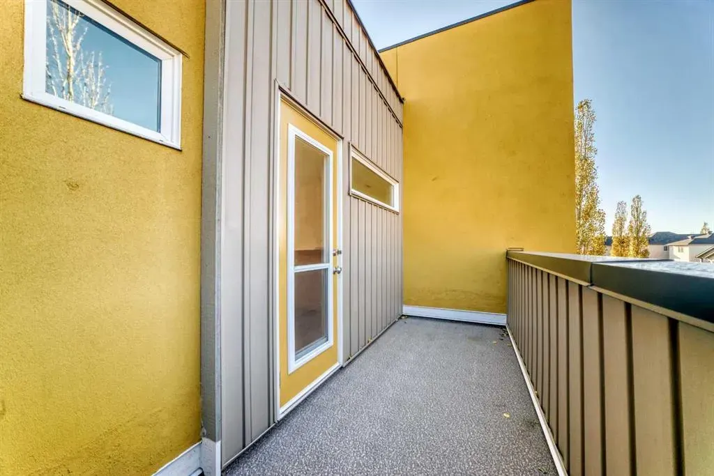 418 Covecreek Circle NE