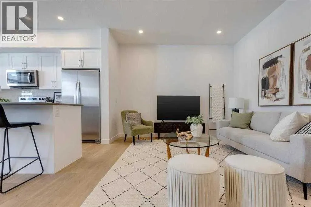 65 Belvedere Point SE, #313