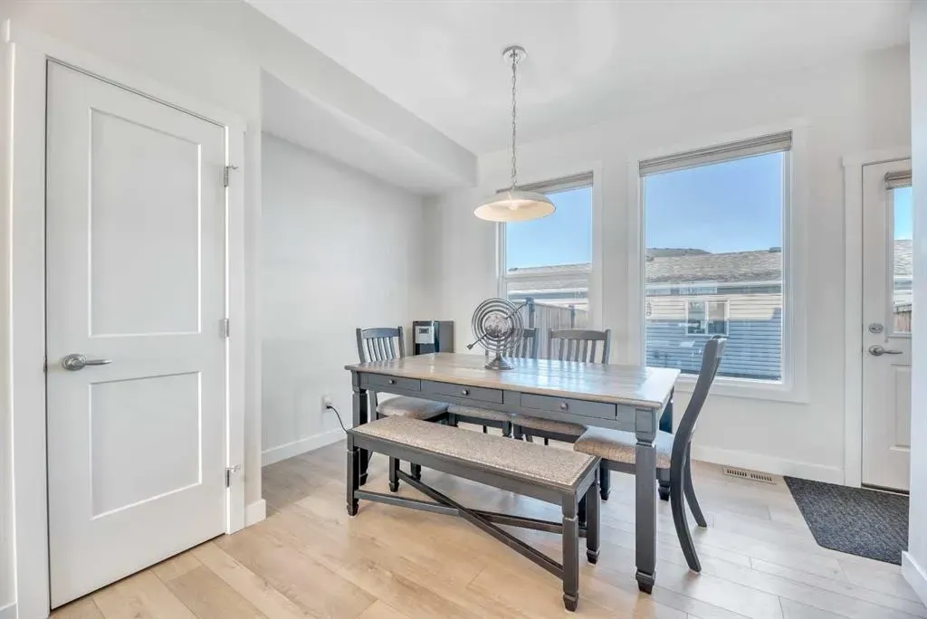 196 Wolf Hollow Park SE