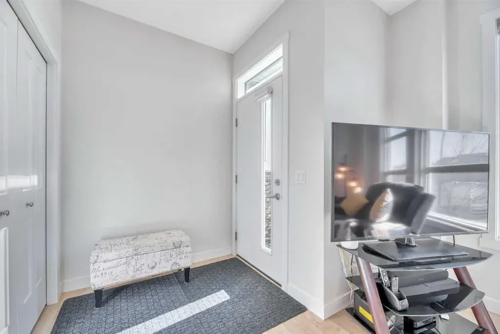 196 Wolf Hollow Park SE