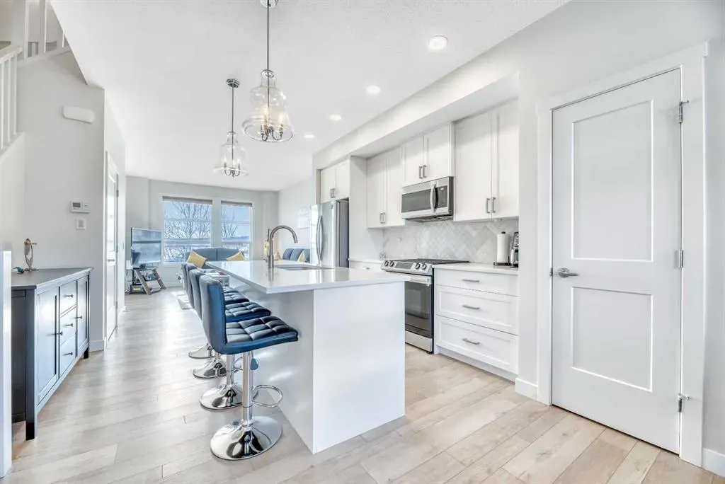 196 Wolf Hollow Park SE